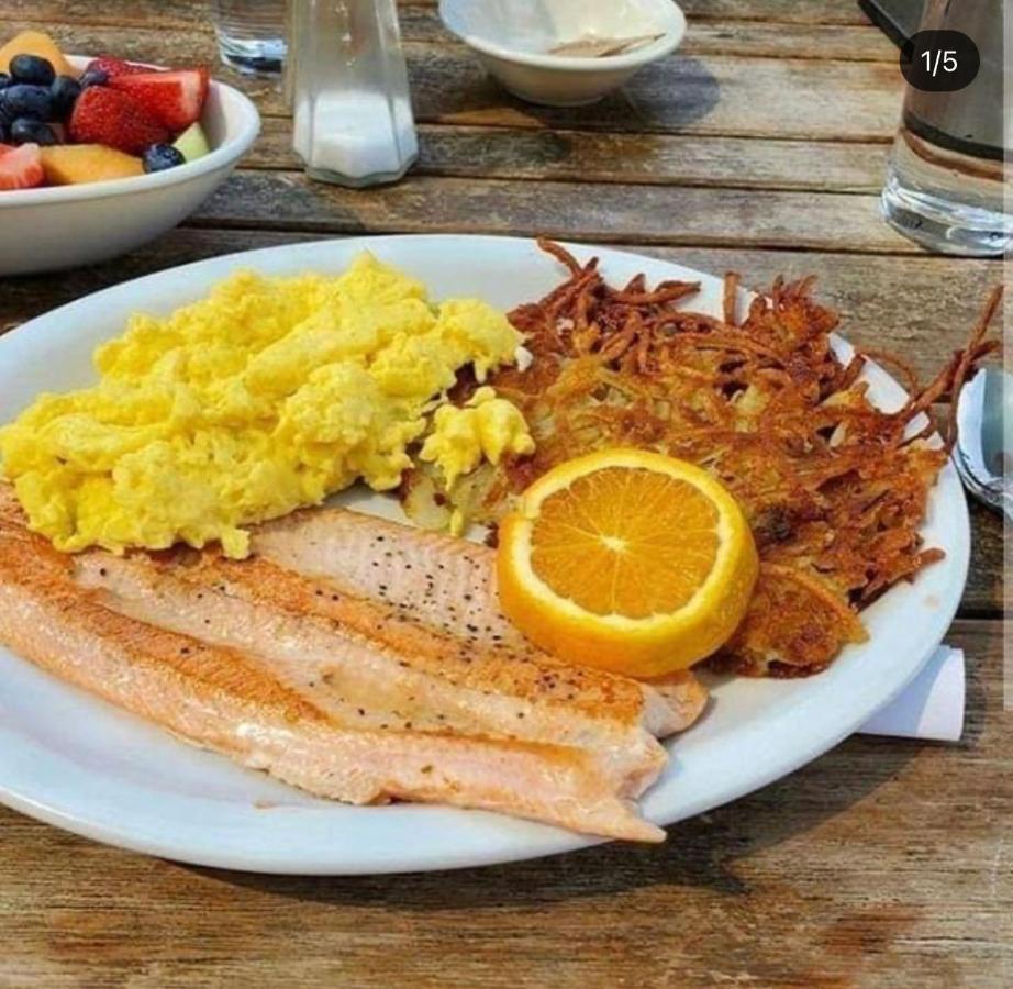Silver Fork Lodge & Restaurant Brighton Экстерьер фото